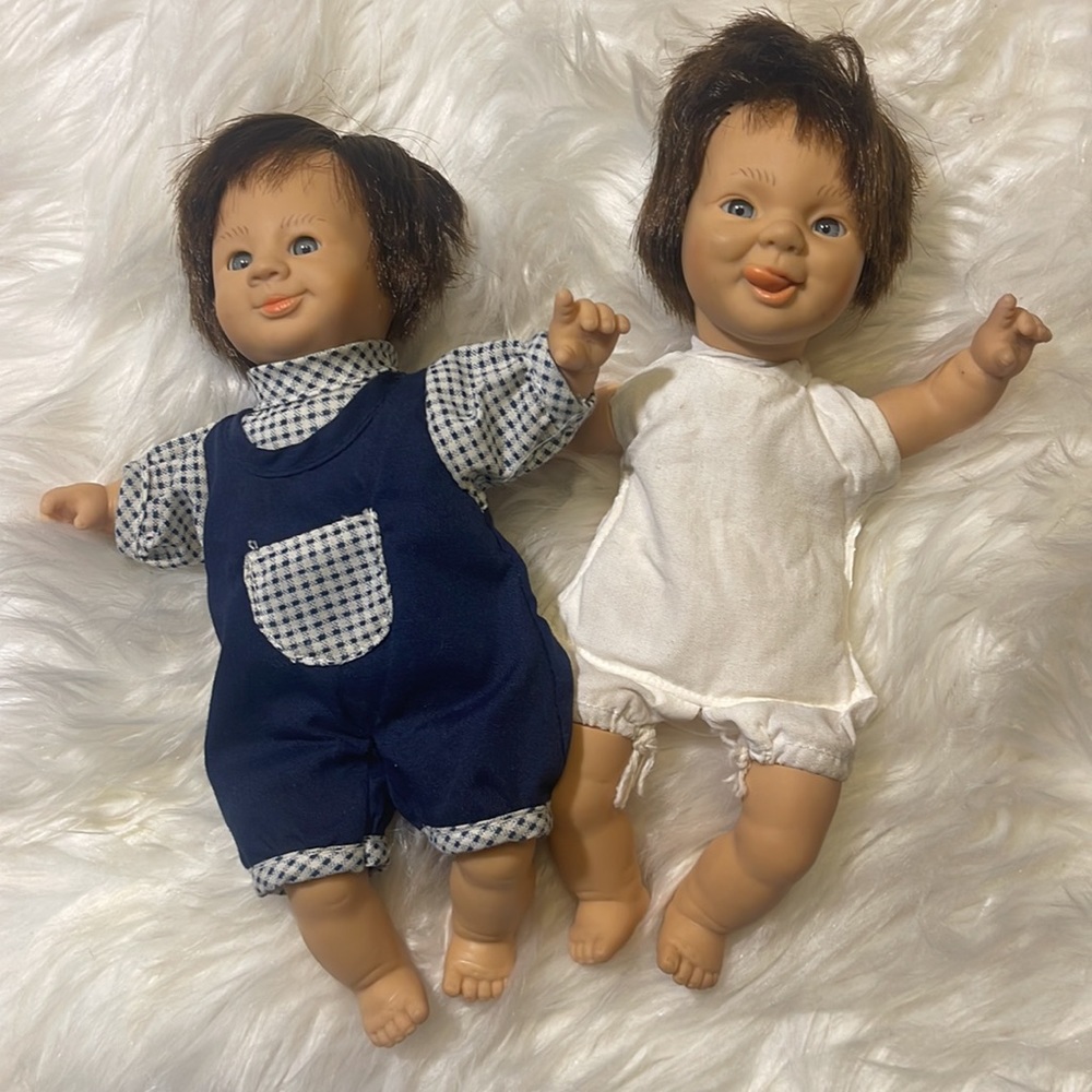 VINTAGE GI-GO ( lot of 2) Dolls